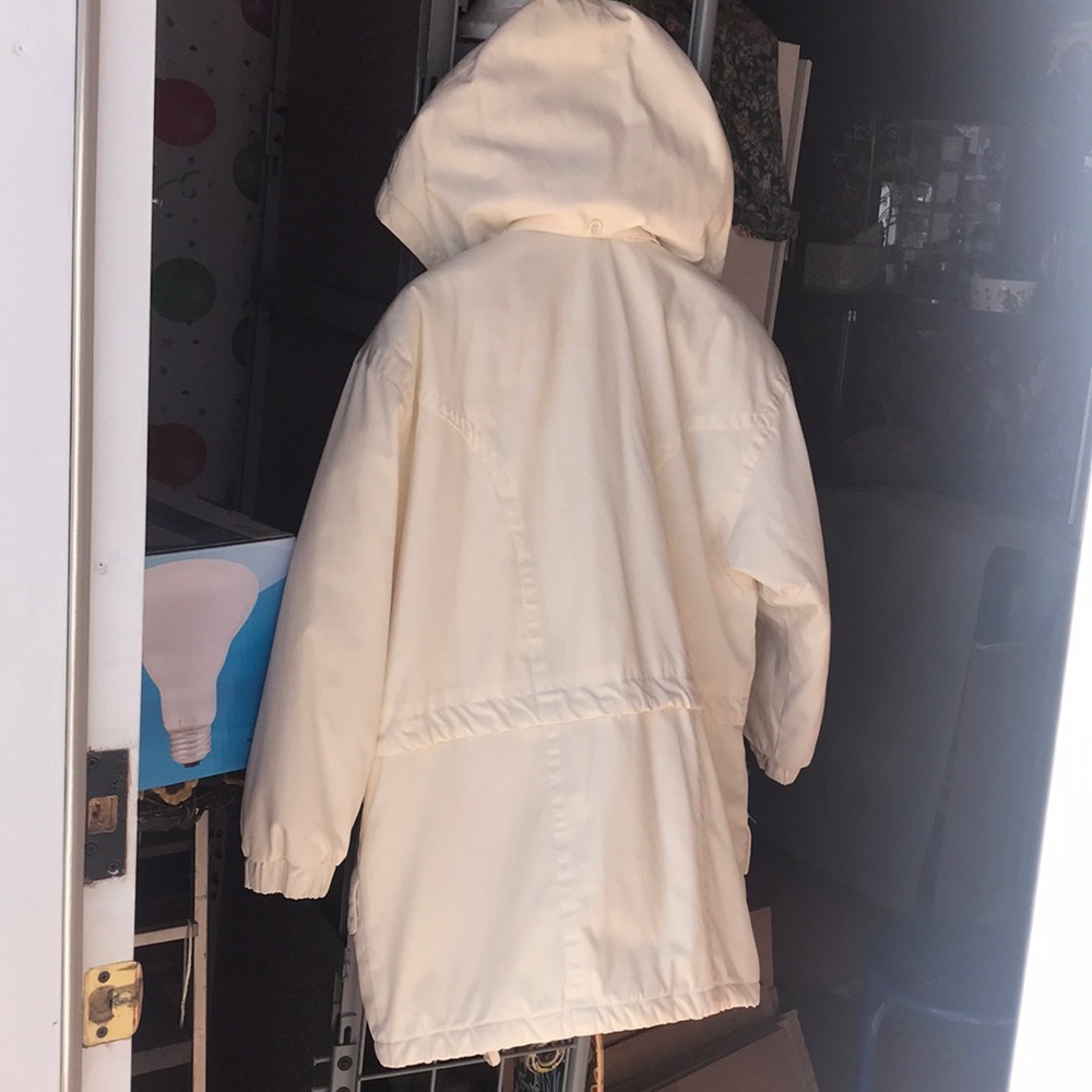 LONDON FOG Limited Edition Jacket - Picture 2 of 8